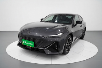 长安UNI-V 2023款 1.5T 尊贵型