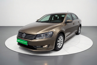 大众 帕萨特 2015款 1.8TSI DSG尊荣版
