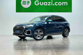 奥迪Q5L 2022款 改款 45T 豪华动感型
