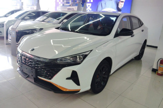 东风风神 奕炫 2023款 马赫版 1.5L 自动追风版