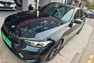 宝马3系 2023款 325i M运动曜夜套装