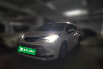 丰田 赛那SIENNA 2021款 2.5L混动 舒适版