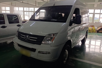 上汽大通MAXUS 新途V80 2021款 2.0T 手动经典傲运通短轴中顶5/6座