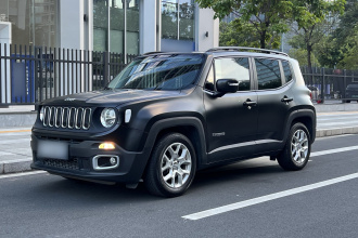 Jeep 自由侠 2018款 互联大屏版 180T 自动劲能版