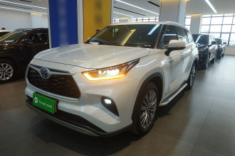 丰田 汉兰达 2023款 2.5L智能电混双擎四驱尊贵版 7座