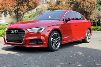 奥迪A3 2018款 30周年年型 Limousine 35 TFSI 运动型