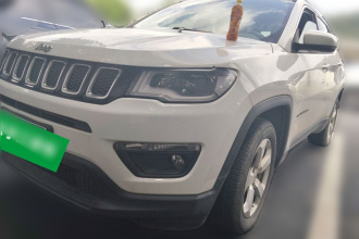 Jeep 指南者 2017款 200T 自动家享版