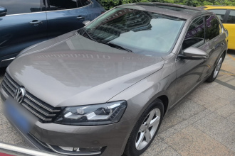 大众 帕萨特 2013款 1.8TSI DSG御尊版