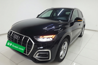 奥迪Q5L 2022款 40T 时尚致雅型