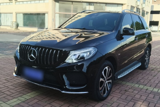 奔驰GLE 2018款 GLE 320 4MATIC 动感型臻藏版