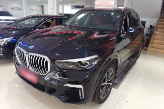 宝马X5 2022款 改款 xDrive 30Li M运动套装