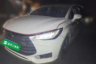 比亚迪 宋MAX 2017款 1.5T 自动智联尊贵型 7座