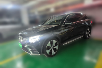 奔驰GLC 2018款 改款 GLC 300 4MATIC 动感型