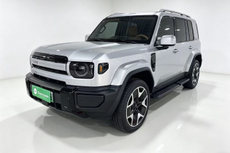 iCAR V27 2026款 200KM四驱猎鹰500