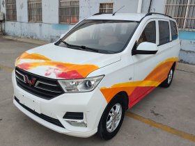 五菱汽车 五菱宏光 2018款 1.5L S标准型L2B