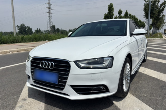 奥迪A4L 2016款 35 TFSI 典藏版 自动标准型