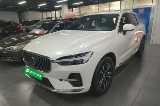 沃尔沃XC60 2022款 B5 四驱智逸豪华版