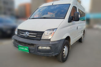 上汽大通MAXUS 新途V80 2019款 2.5T经典款6挡手动傲运通短轴中顶5/6座