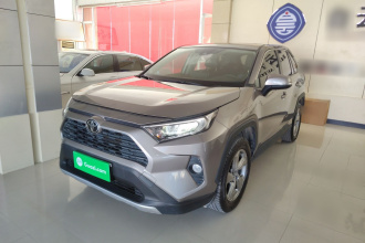 丰田 RAV4荣放 2021款 2.0L CVT两驱风尚PLUS版
