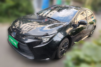 丰田 雷凌 2023款 智能电混双擎 1.8L 领先版