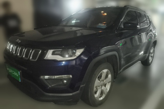 Jeep 指南者 2020款 220T 自动精英版