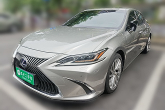 雷克萨斯ES 2020款 300h 行政版