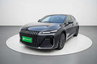 荣威M7 DMH 2025款 160km臻享版