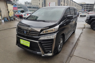 丰田 威尔法 2023款 皇冠 双擎 2.5L HV至尊版