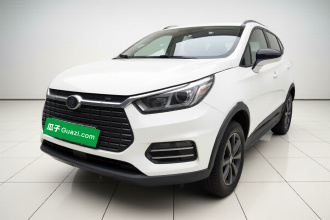 比亚迪 元新能源 2018款 EV360 智联炫酷型