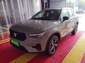沃尔沃XC40 2024款 B3 智远运动版