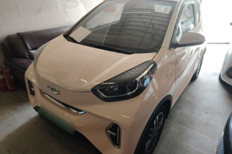 奇瑞QQ 小蚂蚁 2022款 甜粉款 半糖版 磷酸铁锂 29.2kWh 30kW 301km