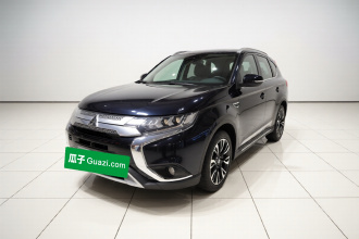 三菱 欧蓝德 2019款 2.4L 四驱致享版 5座 国VI