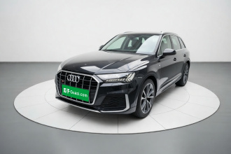 奥迪Q7 2021款 55 TFSI quattro S line运动型