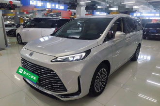 别克GL8新能源 2025款 陆尚 尊享版 7座