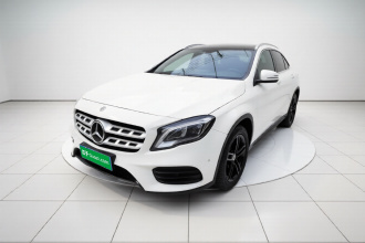 奔驰GLA 2019款 GLA 200 时尚型