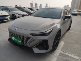 长安UNI-V 2022款 1.5T 尊贵型