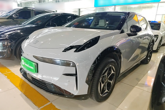 极氪X 2025款 五座后驱版