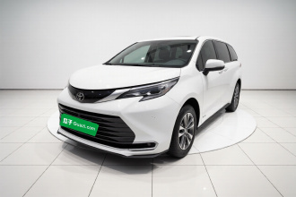 丰田 赛那SIENNA 2024款 2.5L混动 四驱尊贵版