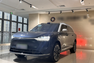 鸿蒙智行 问界M9 2024款 增程 Ultra版 42kWh 6座版