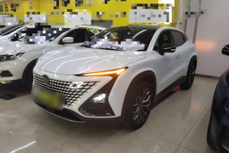 长安UNI-T 2022款 1.5T 尊贵型