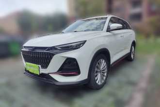 长安欧尚X7 PLUS 2022款 1.5T 蓝鲸版自动尊贵型