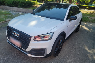 奥迪Q2L 2021款 35 TFSI 进取动感型