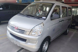 五菱汽车 五菱荣光S 2021款 1.2L基本型5座LSI