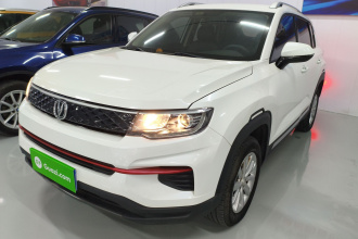 长安CS35PLUS 2021款 荣耀百万版 1.6L CVT精英版