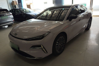 吉利银河 银河星耀8 2025款 130km EM-i 尊享版