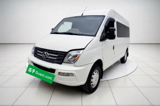 上汽大通MAXUS 新途V80 2021款 2.0T 手动经典傲运通长轴中顶6/7/8/9座