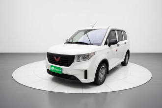 五菱汽车 五菱宏光PLUS 2020款 1.5L 手动标准型 5座