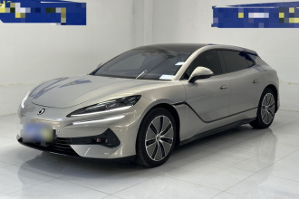 腾势Z9GT 2024款 1100四驱Max版