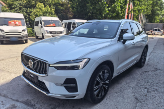 沃尔沃XC60 2022款 B5 四驱智远豪华版