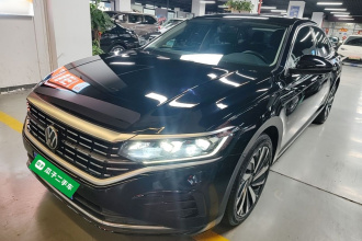 大众 帕萨特 2022款 330TSI 精英版